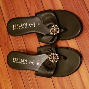 Italian Shoemakers size 10 black wedge